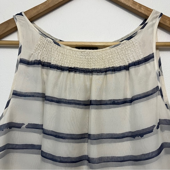 Theory Stripped Blue & White Tank Top Size Petite - Picture 3 of 8